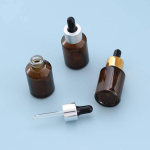 بسته بندی سرم پوستی-
ظرف سرم پوست-
شیشه آرایشی-
شیشه بهداشتی-
خرید عمده شیشه سرم-
تولید کننده شیشه آرایشی-